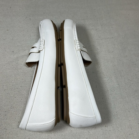 NWOB LifeStride Women's Riviera Loafer, Bright White Faux Leather, Size 9.5 Wide - Picture 13 of 13